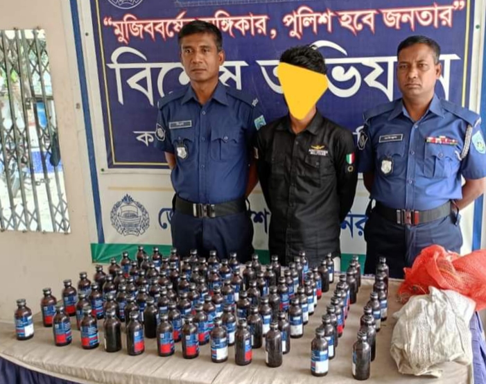 কালীগঞ্জে ৯৯বোতল ফেনসিডিল,মোটরসাইকেলসহ গ্রেফতার১