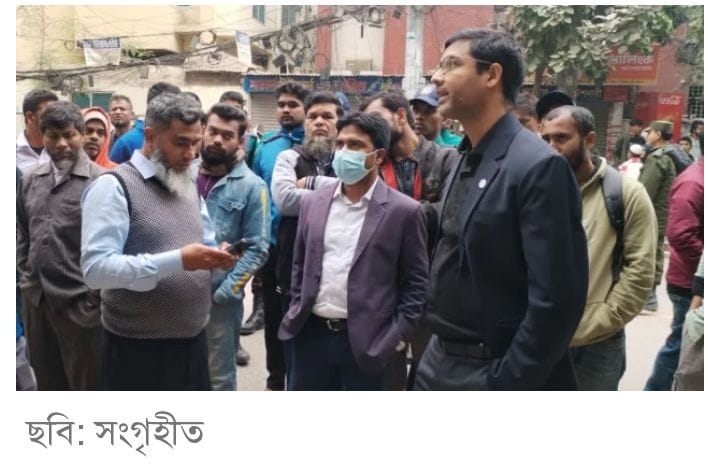 উত্তরায় রাজউকের মোবাইল কোর্ট :  রেস্টুরেন্ট, ফাস্টফুড ও বিভিন্ন দোকান সিলগালা