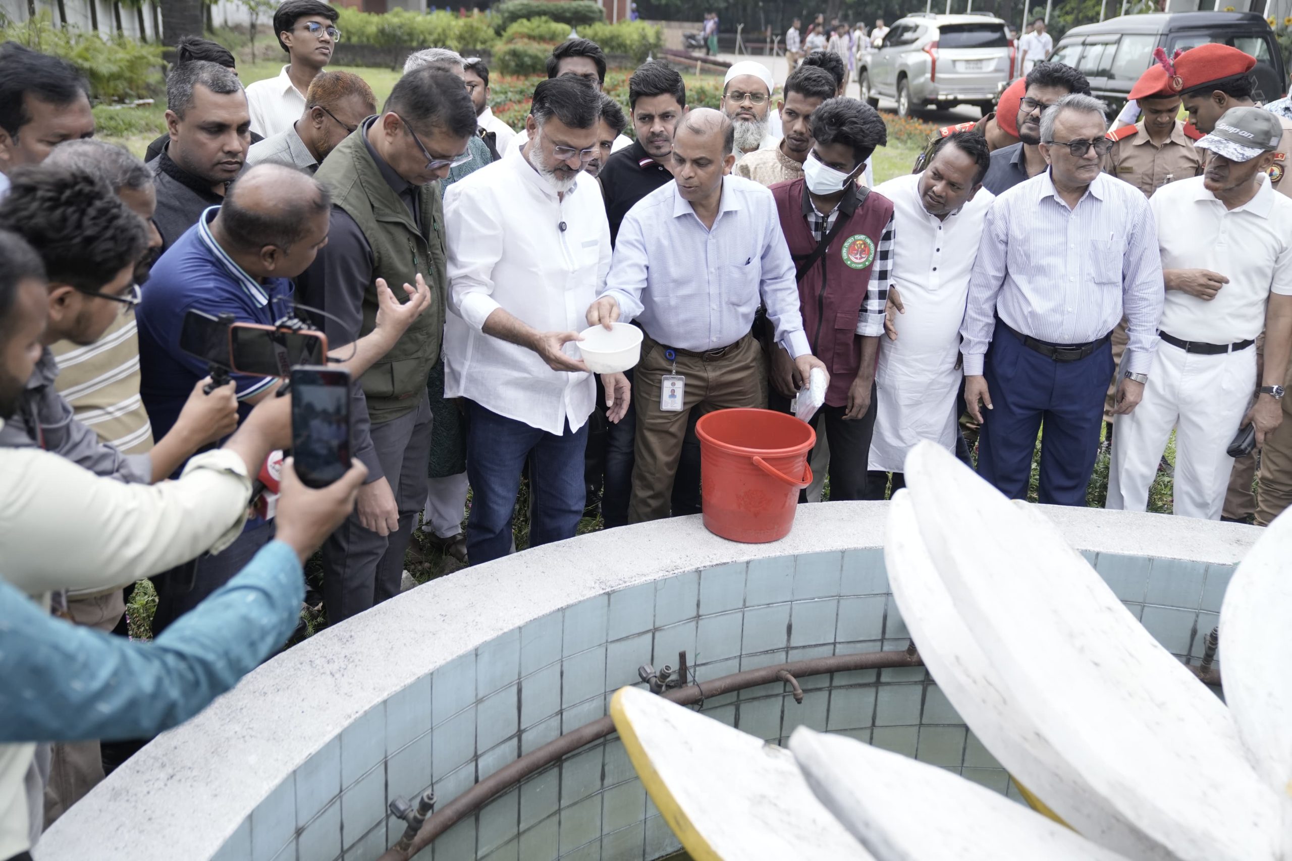 ৫৩৬টি শিক্ষা প্রতিষ্ঠানে বিশেষ মশক নিধন অভিযান শুরু করলো ডিএনসিসি
