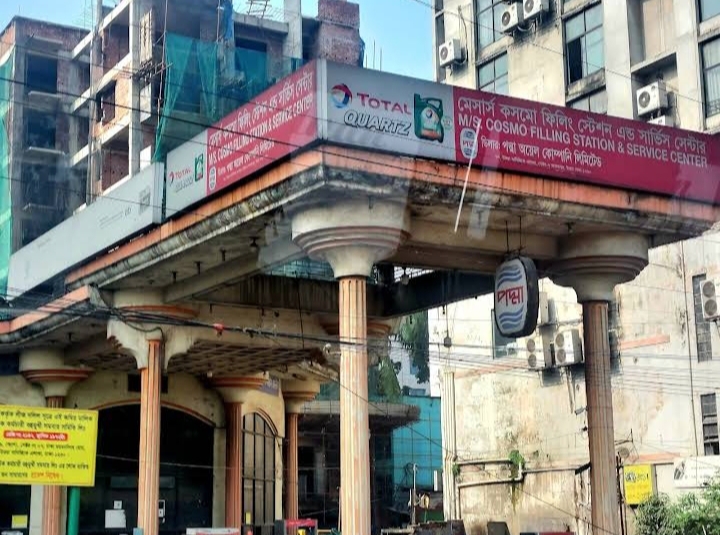 মিলছে না পেট্রোল-অকটেন সরবরাহ সংকটে বন্ধের শঙ্কায় ফিলিং স্টেশন