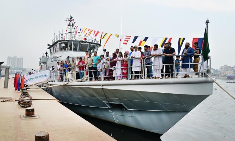 স্বাধীনতা দিবস স্বাধীনতা দিবস উপলক্ষ্যে নৌবাহিনীর জাহাজ সর্বসাধারণের জন্য উন্মুক্ত