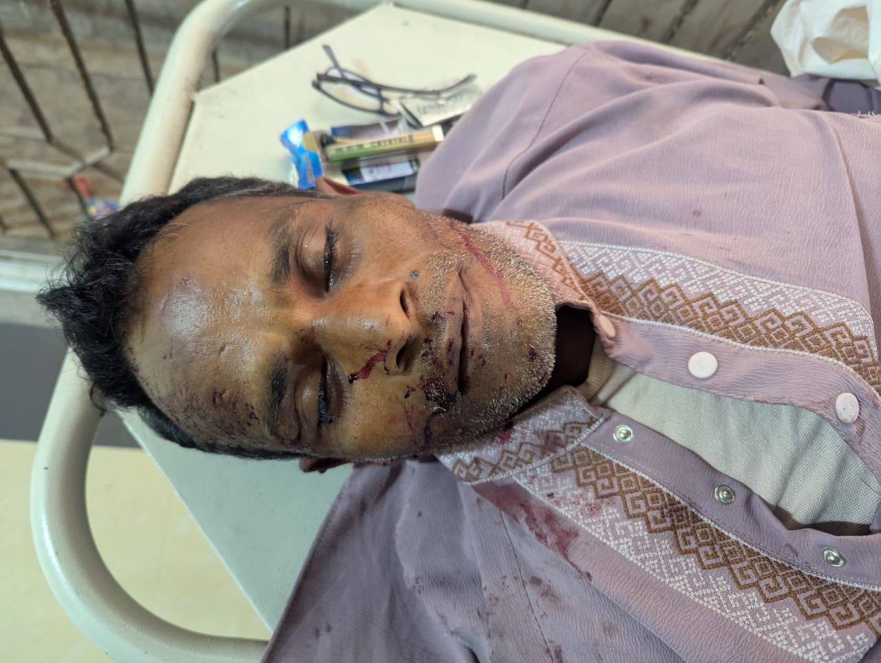 উত্তরায় সড়ক দুর্ঘটনায় অজ্ঞাত ব্যক্তির মৃত্যু