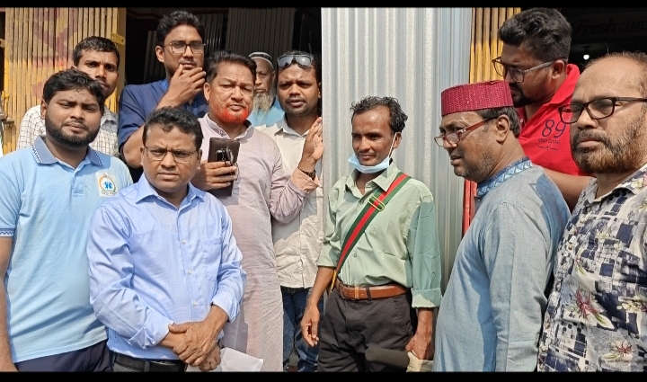 কুড়িগ্রামের নাগেশ্বরীতে অসহায় তাজুলের পাশে ‘পথশিশু ফাউন্ডেশন’