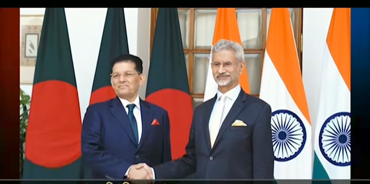 ভারতের কাছে আবারও শেখ হাসিনাকে ফেরত চাইলো বাংলাদেশ
